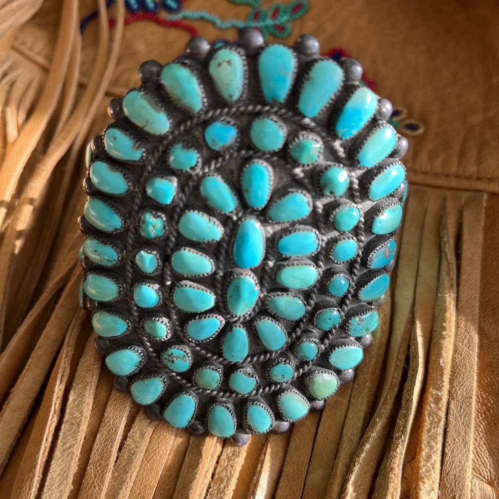 Rare Turquoise Oval Cuff Bracelet -  73 Blue Green Stones - Picture 11 of 17